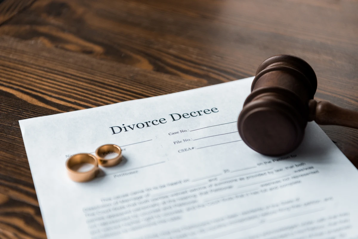 Divorce et adoption : Protéger les droits et le bien-être des enfants